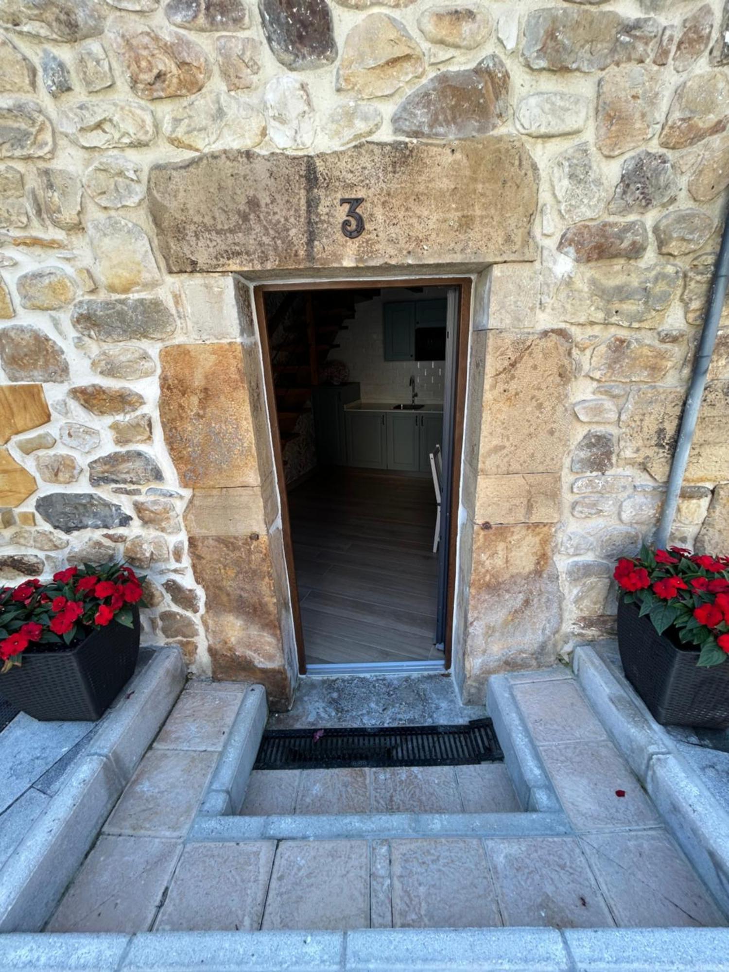 Apartamentos San Roque 아레나스데카브랄레스 외부 사진